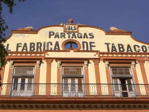 partagas fabrica tabaco