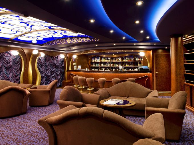 msc-divina-Cigar-Lounge