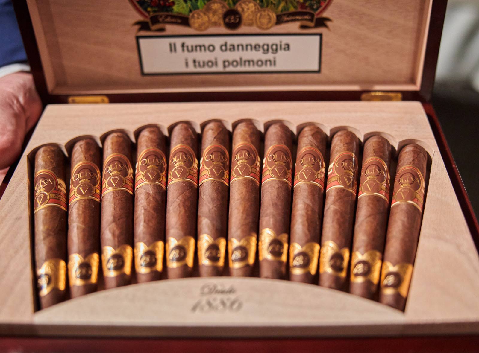 Oliva Serie V 135 Aniversario Edicion Real